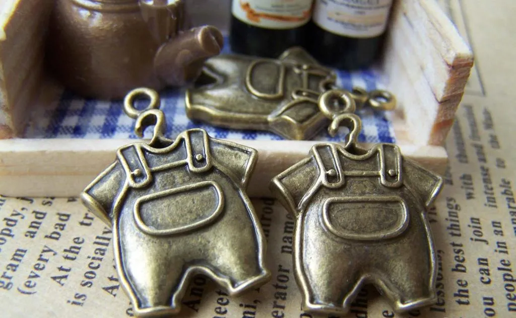 10 pcs Antique Bronze Baby Overall Pants Trousers Charms 19x24mm A1914