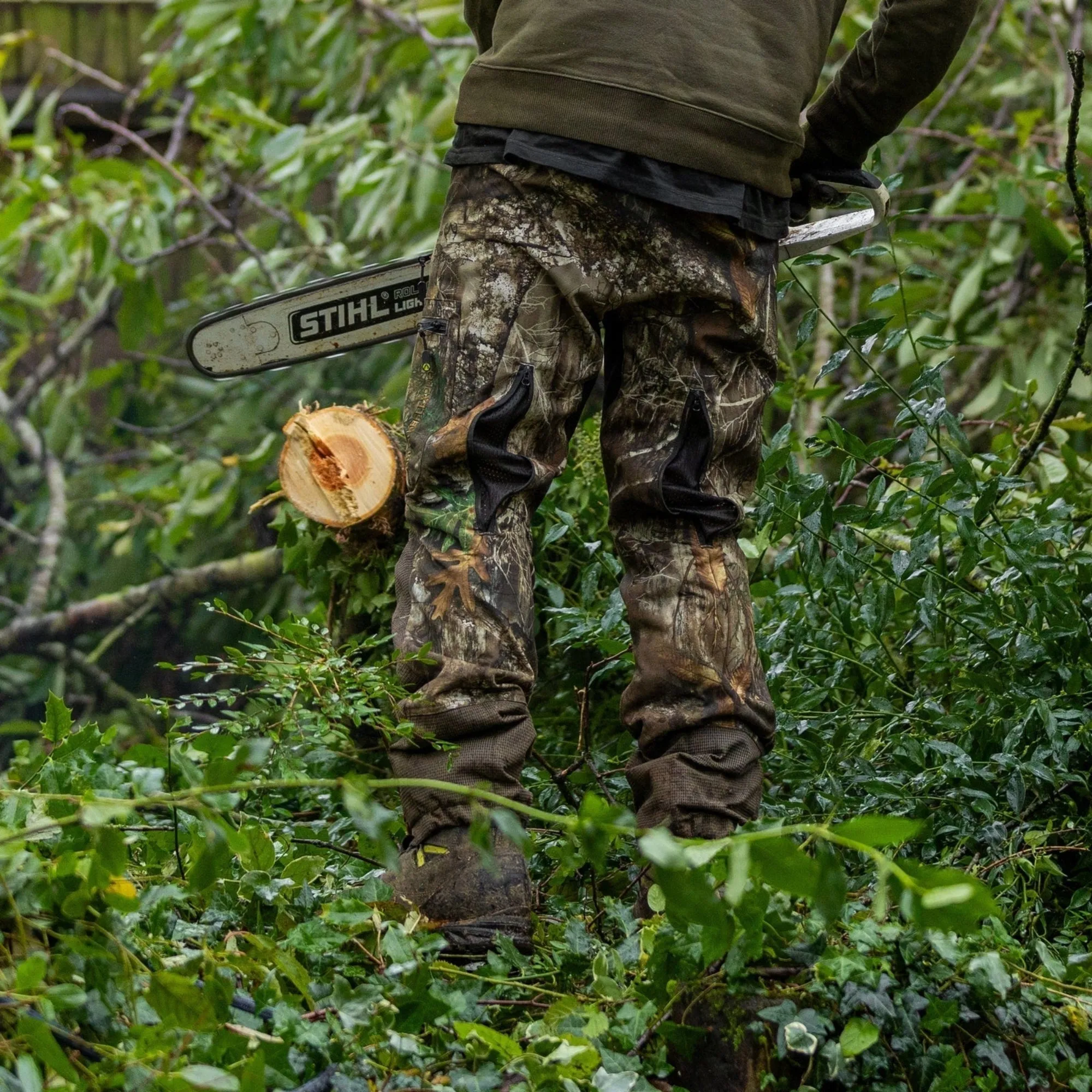 AT4060 - Breatheflex Pro Realtree Chainsaw Trousers Design A/Class 1 - Brown