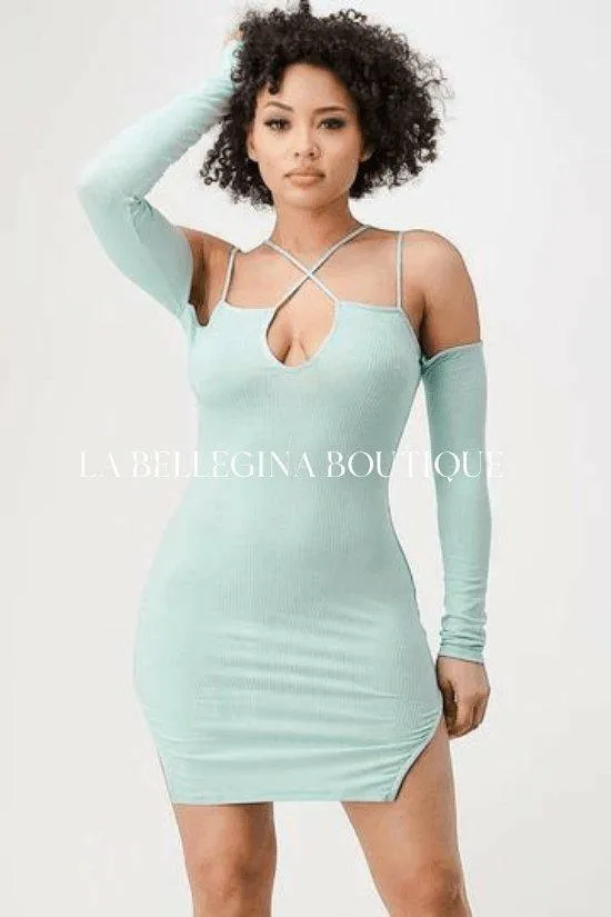 AVENA knitted rib off shoulder sleeves mini dress.