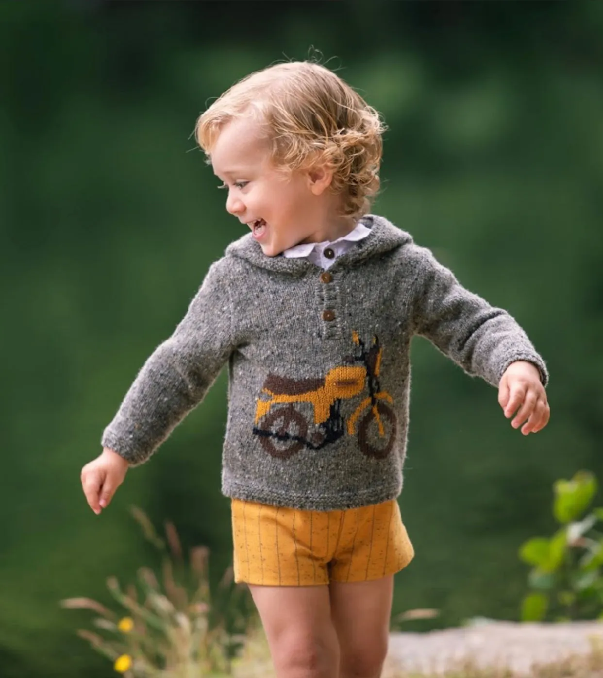 Beautiful Foque 3 piece shorts set.
