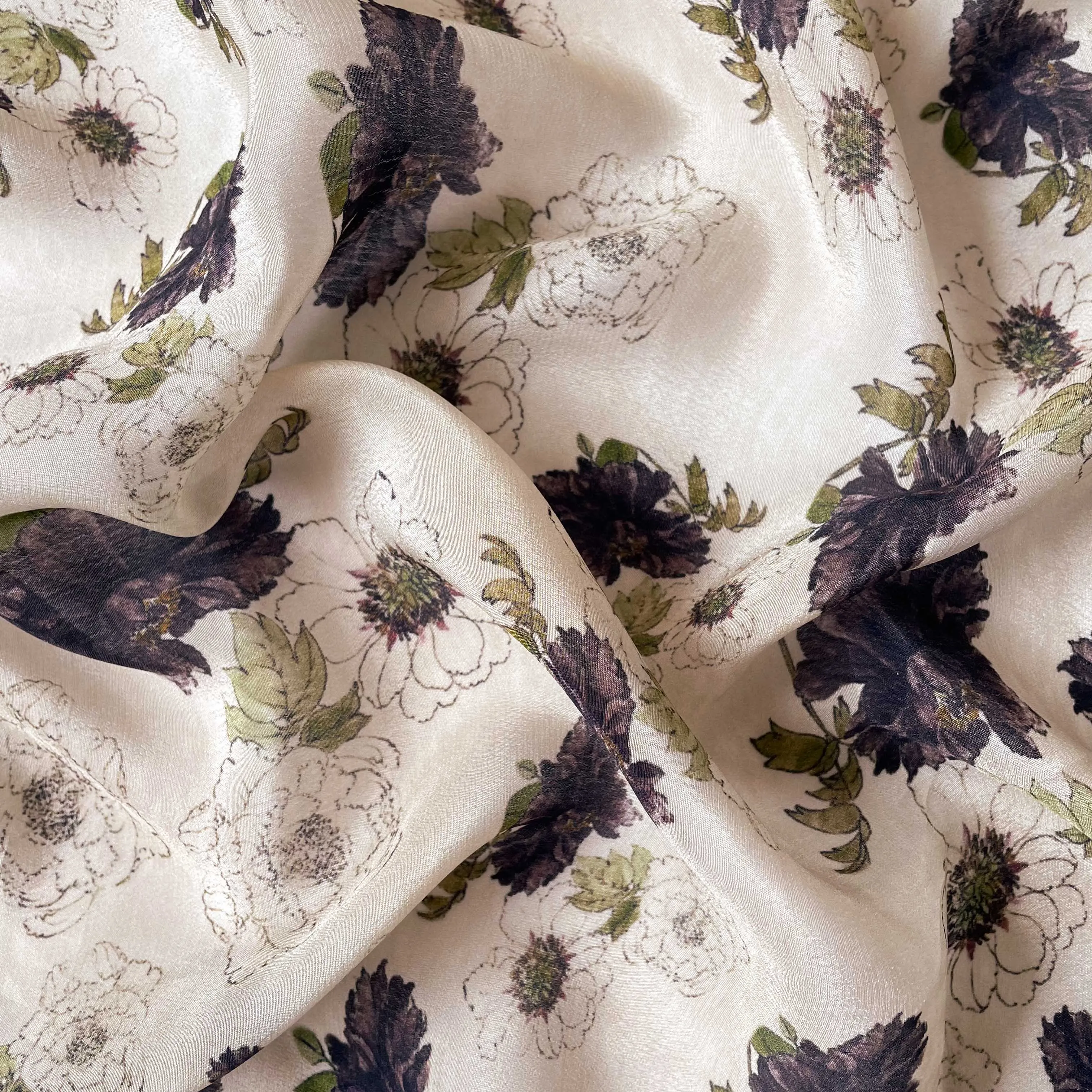 Beige & Violet Dhalia Garden Digital Printed Pure Crepe Fabric (Width 43 Inches)