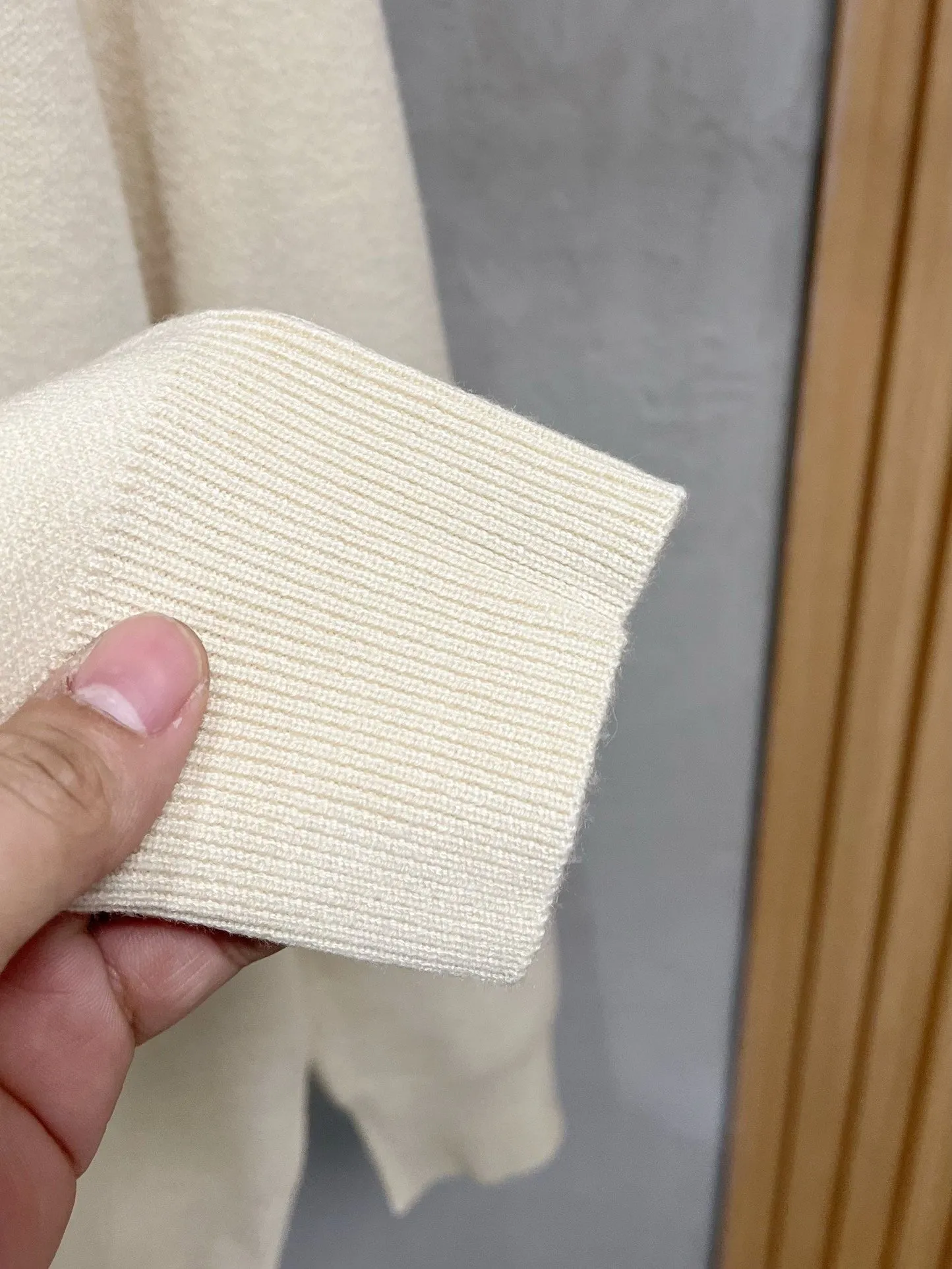 CLTH423 Gucci Wool and Cashmere Sweater / SizeXS/S/M/L