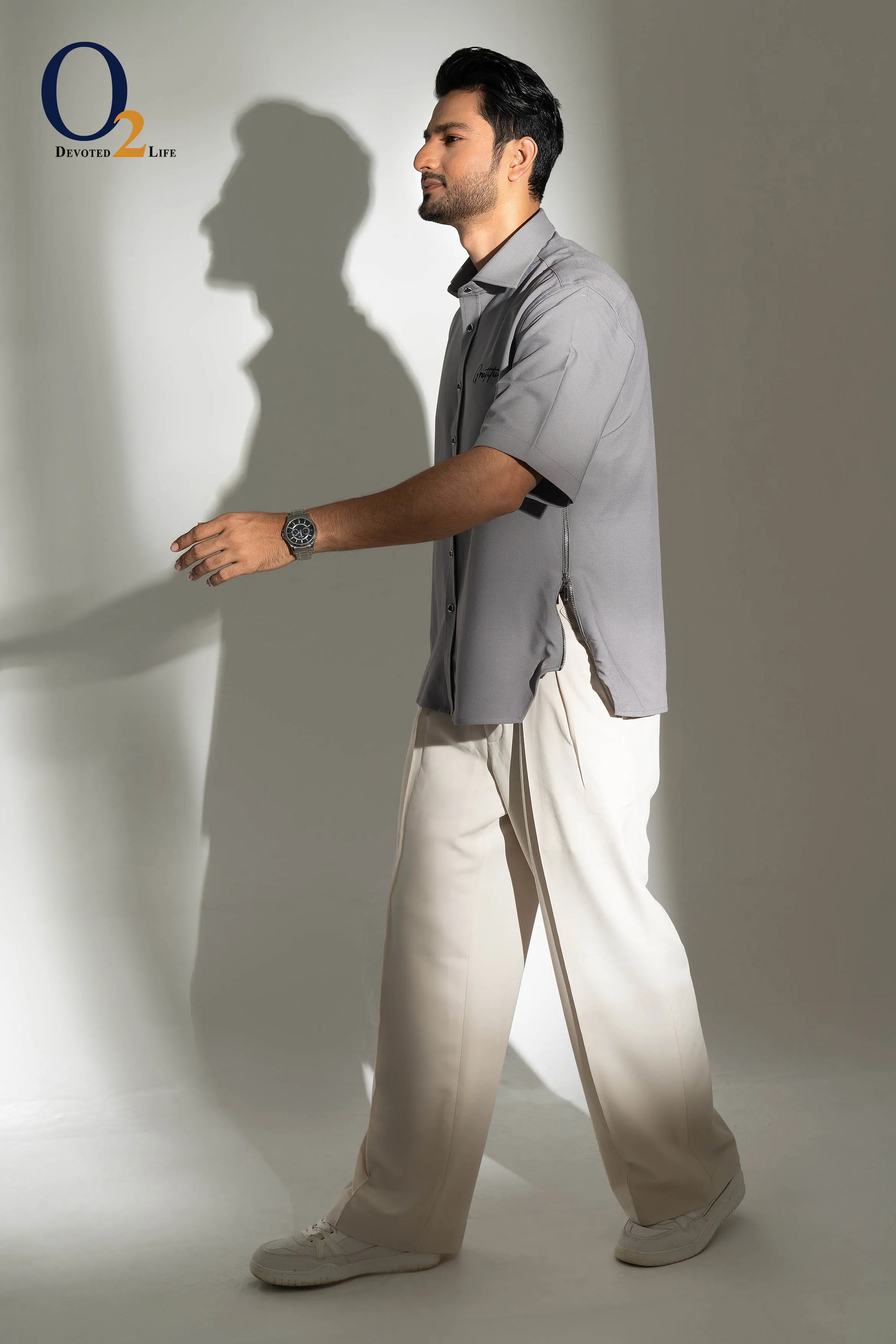 GRATITUDE" SIDE ZIP SHIRT