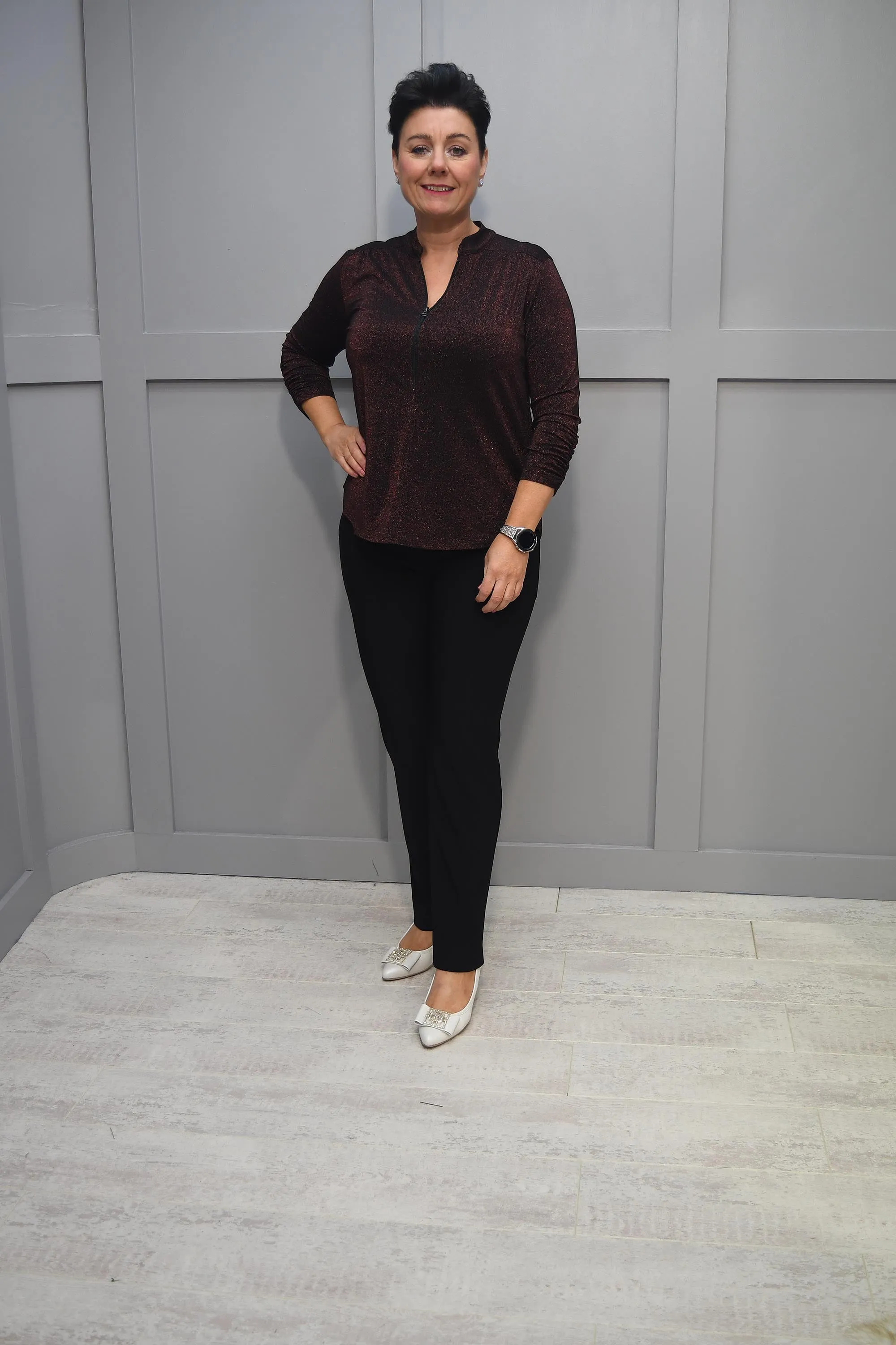 Kate & Pippa Bronze Sparkle Top With Zip - Lila