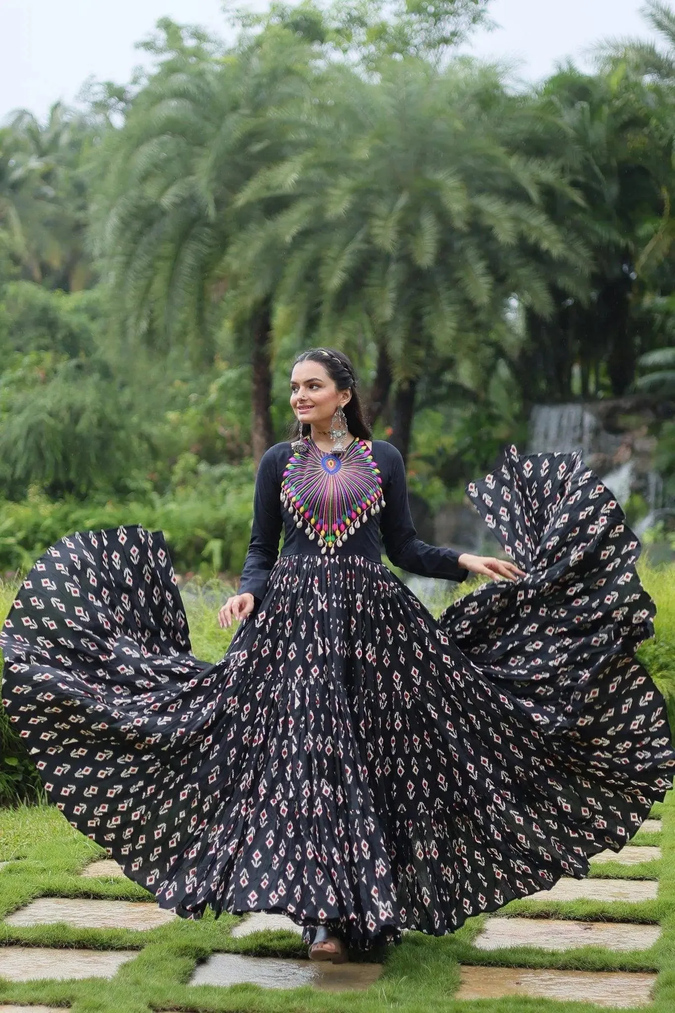Kutchi Gamthi and Kodi Lace Work Cotton Printed Gown