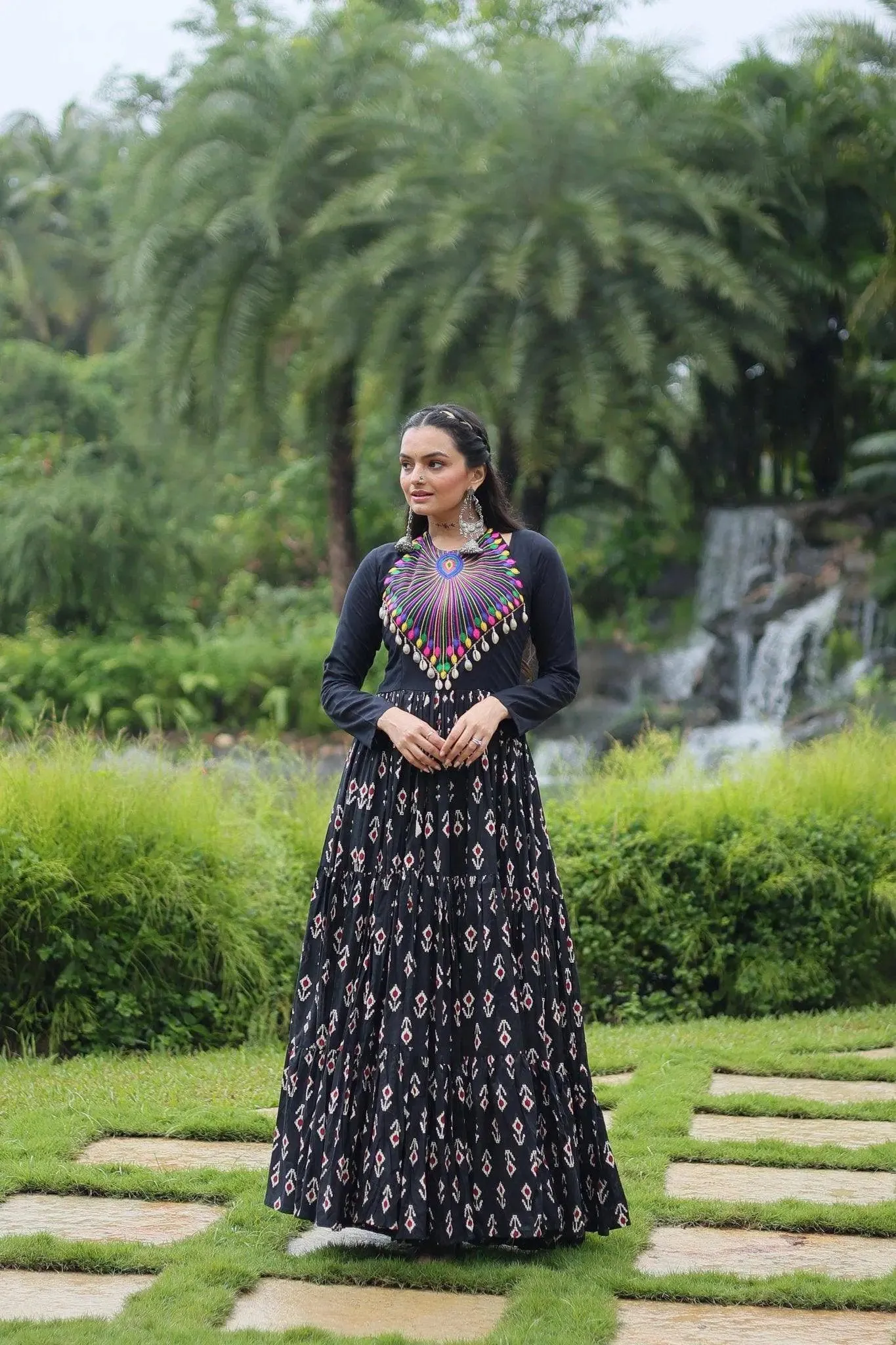 Kutchi Gamthi and Kodi Lace Work Cotton Printed Gown