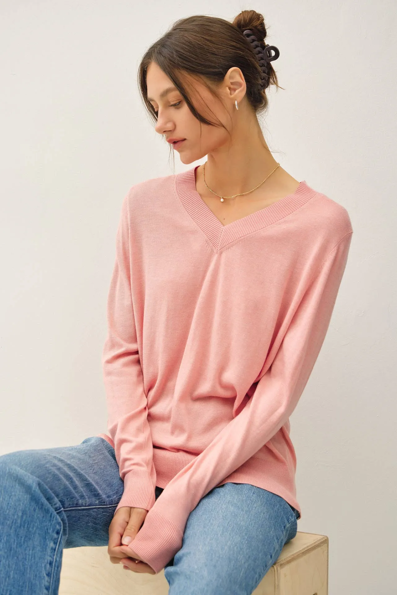 Sweater | Light V-Neck Coral